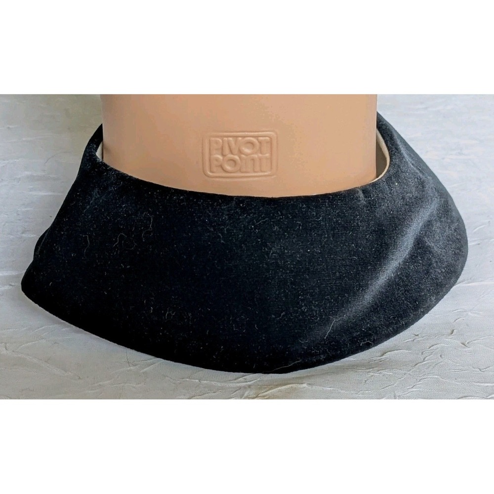 Black Velvet Collar Removable With Brooch Pin Peter Pan Faux Mock GrannyCore Vtg - Picture 6 of 10